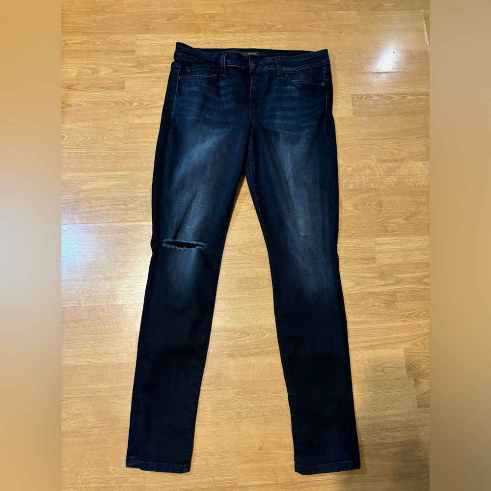 Joe's Skinny Ankle Jeans 32